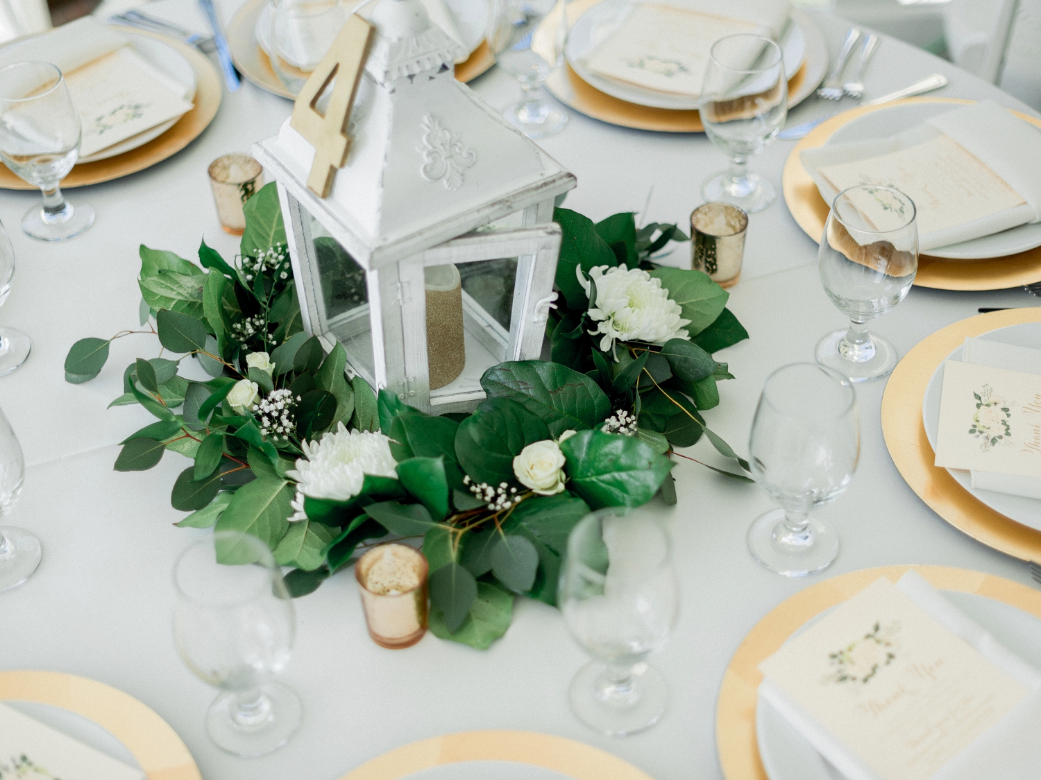 white and gold with greenery wedding reception decor, tropical wedding ideas, tropical wedding reception