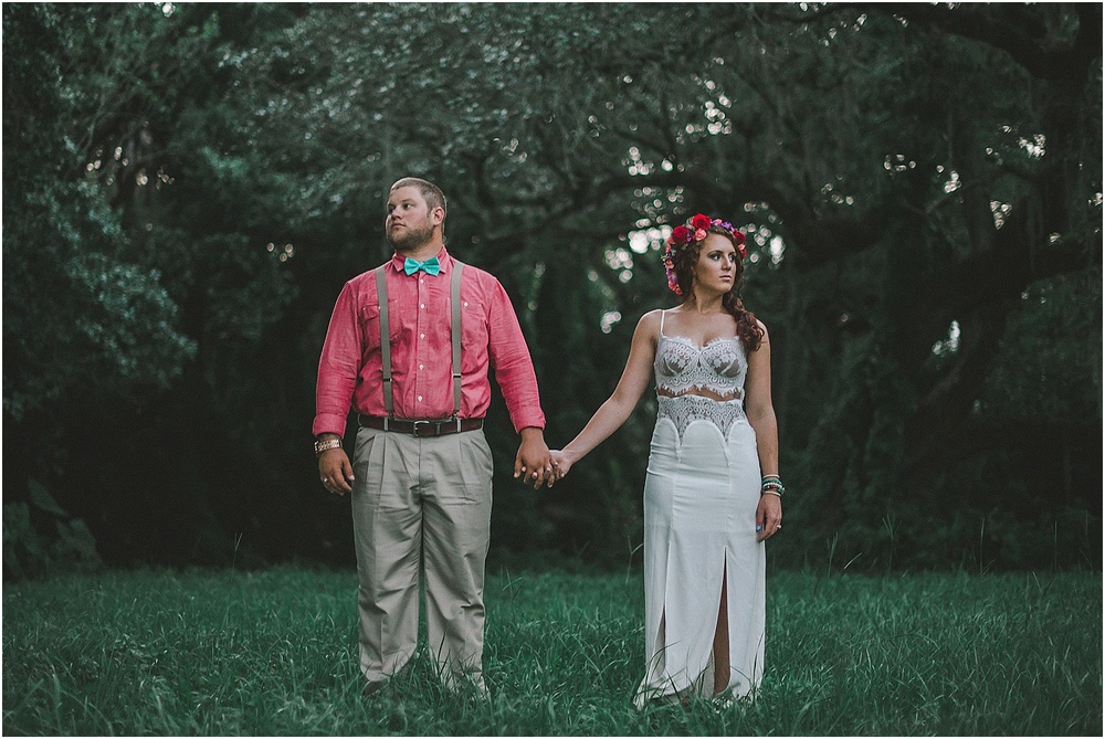 boho engagement session, boho engagement outfit ideas, coral and mint engagement outfits